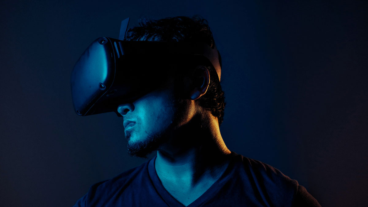 A man with vr glasses